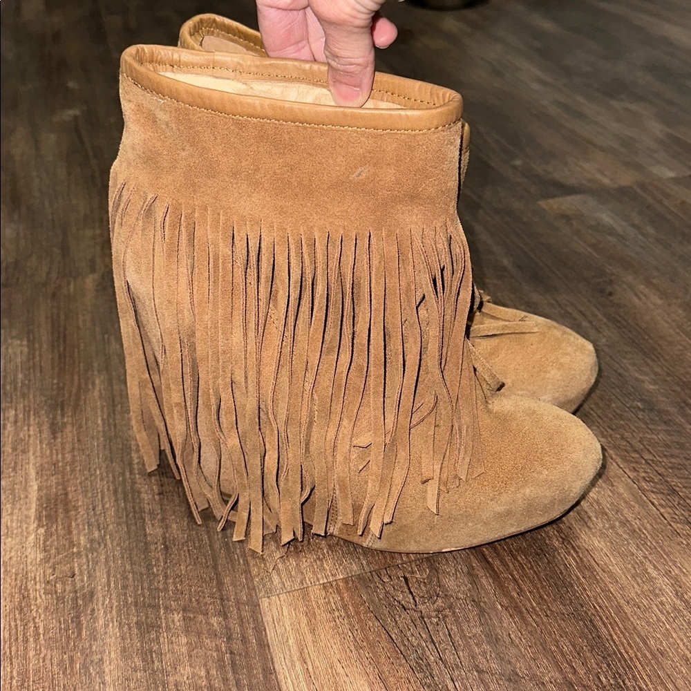 Koolaburra by UGG Veleta fringe wedge boot 10